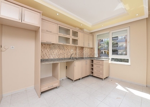 50 متر الى شاطئ كليوباترا - 2 غرفة وصالة -في مركز الانيا 