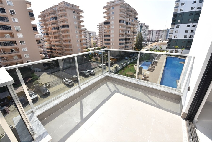 مجمع حديث فاخر -شقة 2 غرفة وصالة -في مهموتلار / الانيا