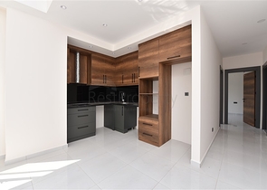 مجمع حديث فاخر -شقة 2 غرفة وصالة -في مهموتلار / الانيا