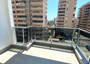 مجمع حديث فاخر -شقة 2 غرفة وصالة -في مهموتلار / الانيا