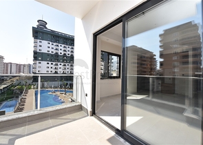 مجمع حديث فاخر -شقة 2 غرفة وصالة -في مهموتلار / الانيا