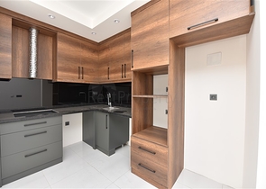 مجمع حديث فاخر -شقة 2 غرفة وصالة -في مهموتلار / الانيا