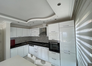 اطلالة بحر - شقة 1+1 - ضمن مجمع سكني -في مهموتلار / الانيا 