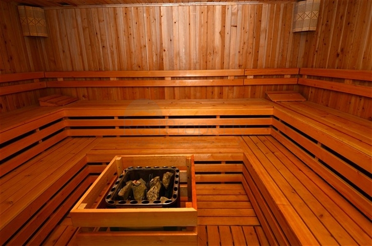 مجمع عائلي فاخر - دوبلكس 3 غرف وصالة -في اوبا / الانيا 