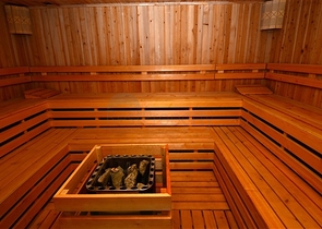 مجمع عائلي فاخر - دوبلكس 3 غرف وصالة -في اوبا / الانيا 