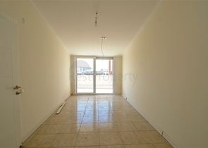 مجمع عائلي فاخر - دوبلكس 3 غرف وصالة -في اوبا / الانيا 