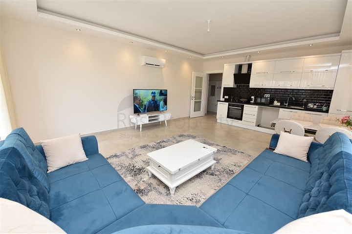 شقة فاخرة للبيع في الانيا - مجمع 5 نجوم- في منطقة اوبا المركزية 