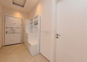 شقة فاخرة للبيع في الانيا - مجمع 5 نجوم- في منطقة اوبا المركزية 