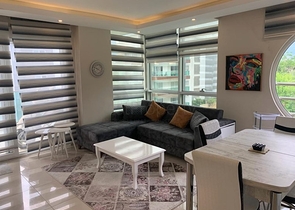 مجمع يضم كافة الخدمات -شقة غرفة وصالة مفروشة -في منطقة كاستل / الانيا 