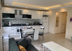 مجمع يضم كافة الخدمات -شقة غرفة وصالة مفروشة -في منطقة كاستل / الانيا 