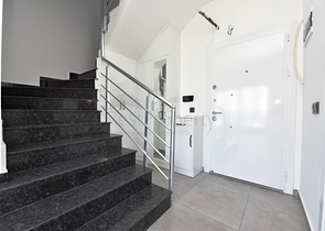 دوبلكس 2 غرفة وصالة -ضمن مجمع حديث - في مهموتلار / الانيا 