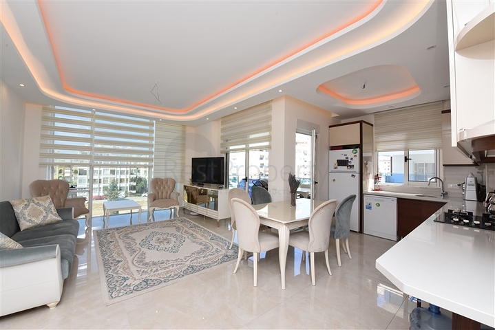 مجمع 5 نجوم - شقة 2 غرفة وصالة -مفروشة -في مهموتلار / الانيا 