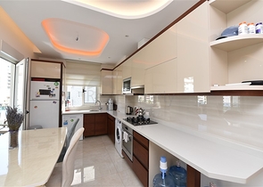 مجمع 5 نجوم - شقة 2 غرفة وصالة -مفروشة -في مهموتلار / الانيا 