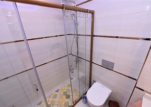 مجمع 5 نجوم - شقة 2 غرفة وصالة -مفروشة -في مهموتلار / الانيا 