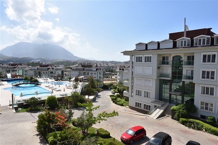 شقة عائلية واسعة - تصميم 1+4 - ضمن مجمع فاخر - في اوبا / الانيا 