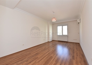 شقة عائلية واسعة - تصميم 1+4 - ضمن مجمع فاخر - في اوبا / الانيا 