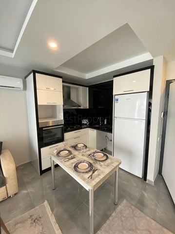 قريبة من البحر والخدمات -شقة غرفة وصالة مفروشة -في مهموتلار / الانيا 