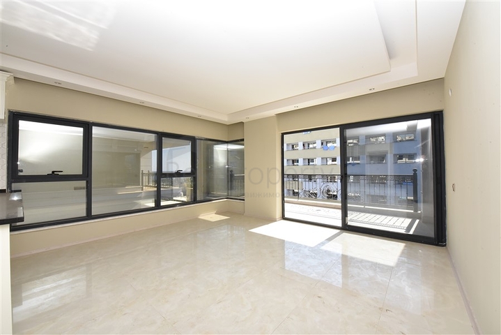 اطلالة بحر -مجمع فاخر -شقة غرفتين وصالة -في كارجي جاك / الانيا 