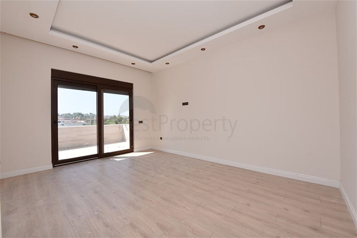 دوبلكس 5 غرف وصالة - مجمع عائلي حديث - في اوبا / الانيا 