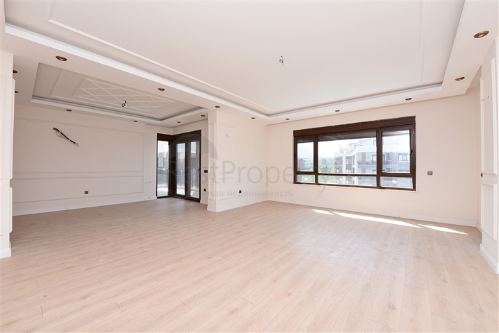 دوبلكس 5 غرف وصالة - مجمع عائلي حديث - في اوبا / الانيا 