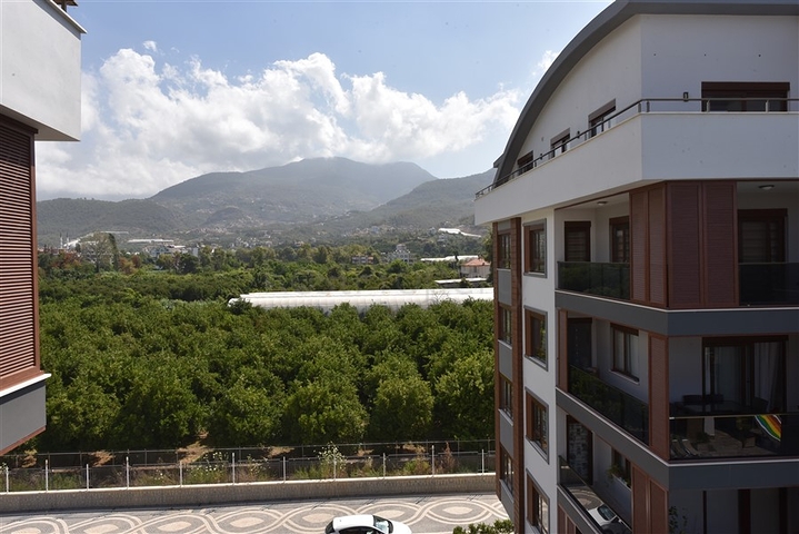 دوبلكس 5 غرف وصالة - مجمع عائلي حديث - في اوبا / الانيا 