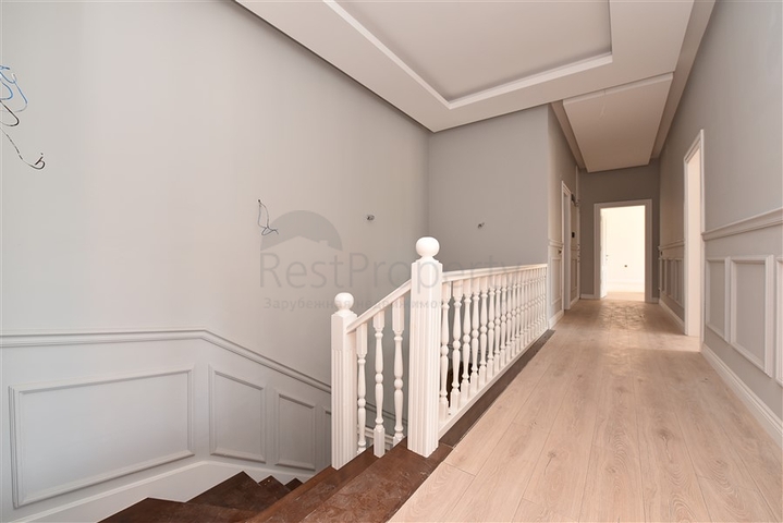 دوبلكس 5 غرف وصالة - مجمع عائلي حديث - في اوبا / الانيا 