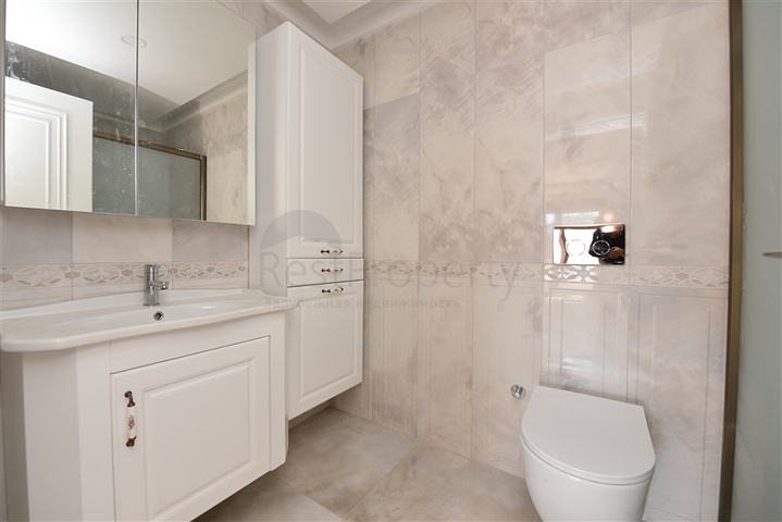 دوبلكس 5 غرف وصالة - مجمع عائلي حديث - في اوبا / الانيا 