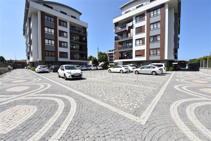 دوبلكس 5 غرف وصالة - مجمع عائلي حديث - في اوبا / الانيا 