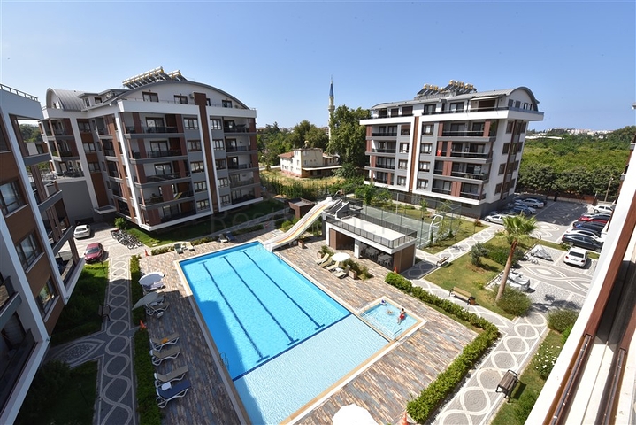 دوبلكس 5 غرف وصالة - مجمع عائلي حديث - في اوبا / الانيا 