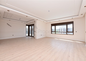 دوبلكس 5 غرف وصالة - مجمع عائلي حديث - في اوبا / الانيا 