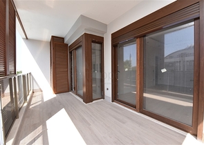 دوبلكس 5 غرف وصالة - مجمع عائلي حديث - في اوبا / الانيا 