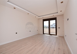 دوبلكس 5 غرف وصالة - مجمع عائلي حديث - في اوبا / الانيا 