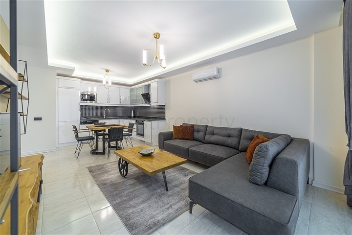 مجمع فاخر - شقة غرفة وصالة - في اوبا / الانيا 