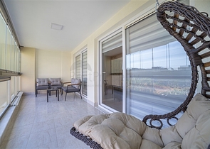 مجمع فاخر - شقة غرفة وصالة - في اوبا / الانيا 