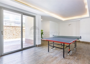 مجمع فاخر - شقة غرفة وصالة - في اوبا / الانيا 