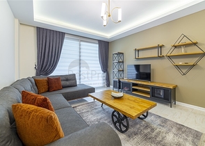 مجمع فاخر - شقة غرفة وصالة - في اوبا / الانيا 