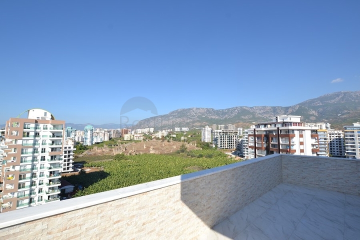 اطلالة بحر وقلعة - دوبلكس 5 غرف وصالة -في مهموتلار / الانيا 