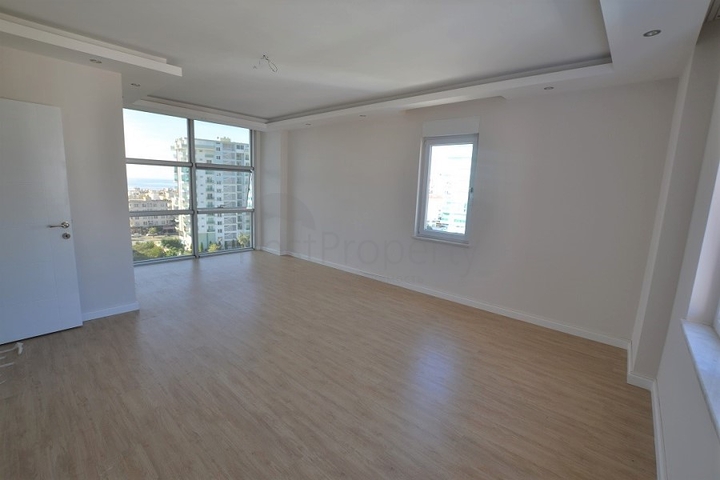 اطلالة بحر وقلعة - دوبلكس 5 غرف وصالة -في مهموتلار / الانيا 