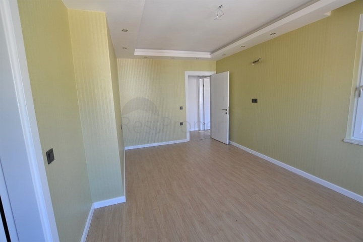 اطلالة بحر وقلعة - دوبلكس 5 غرف وصالة -في مهموتلار / الانيا 