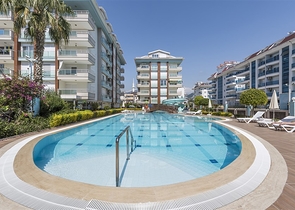 على البحر مباشرة -دوبلكس 4 غرف وصالة -في كاستل / الانيا 