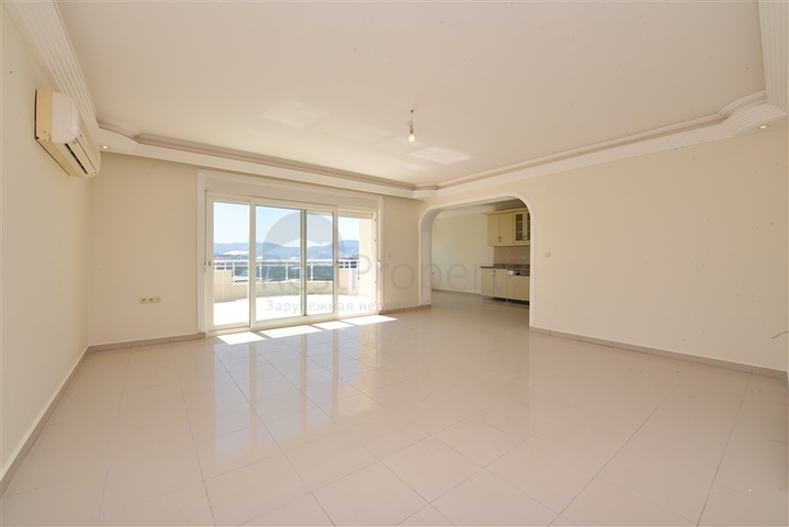 اطلالة بحر - دوبلكس واسعة -5 غرف وصالة -في مهموتلار / الانيا 