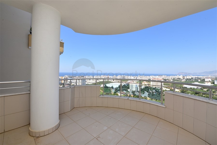 اطلالة بحر - دوبلكس واسعة -5 غرف وصالة -في مهموتلار / الانيا 