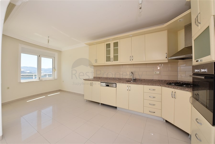 اطلالة بحر - دوبلكس واسعة -5 غرف وصالة -في مهموتلار / الانيا 