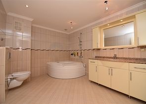 اطلالة بحر - دوبلكس واسعة -5 غرف وصالة -في مهموتلار / الانيا 