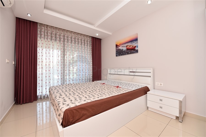 مجمع سكني فاخر - شقة غرفة وصالة -مفروشة -في جيكجلي / الانيا 