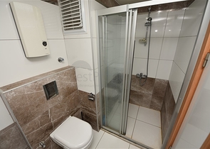 مجمع سكني فاخر - شقة غرفة وصالة -مفروشة -في جيكجلي / الانيا 