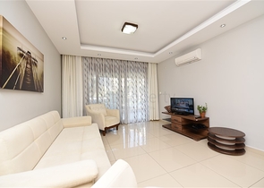 مجمع سكني فاخر - شقة غرفة وصالة -مفروشة -في جيكجلي / الانيا 