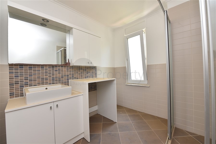 اطلالة بحر - دوبلكس 3 غرف وصالة -في كوناكلي / الانيا 