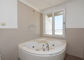 اطلالة بحر - دوبلكس 3 غرف وصالة -في كوناكلي / الانيا 