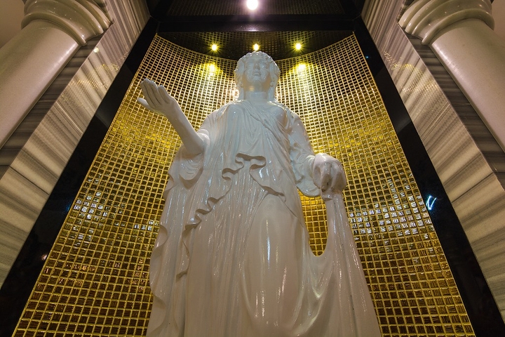 افخم المجمعات في الانيا -شقة اطلالة بحرية -2 غرفة وصالة -مركز الانيا 